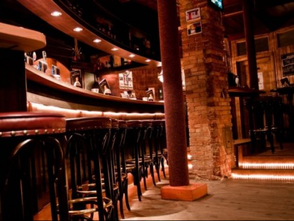 照片: Leprechaun Irish Pub